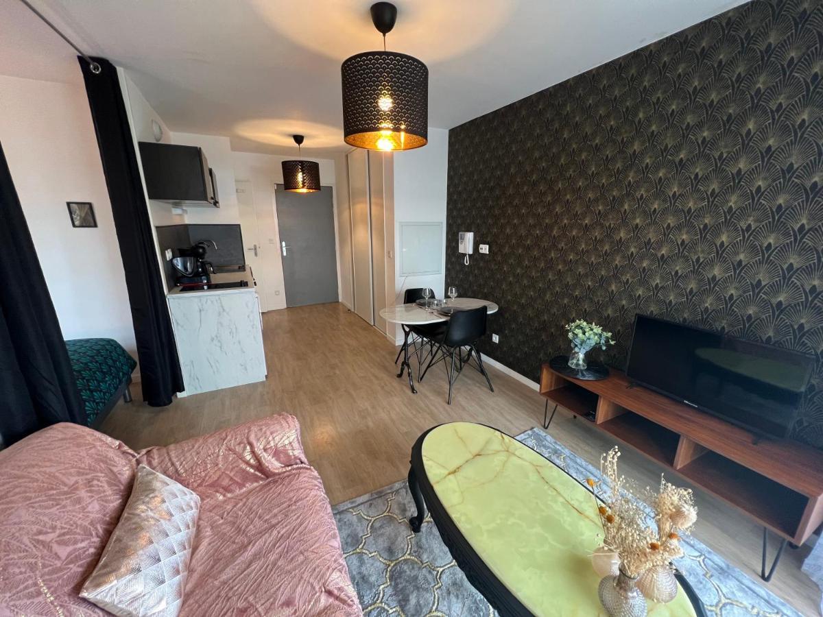 Le Trendy Apartment Cesson-Sevigne Ngoại thất bức ảnh